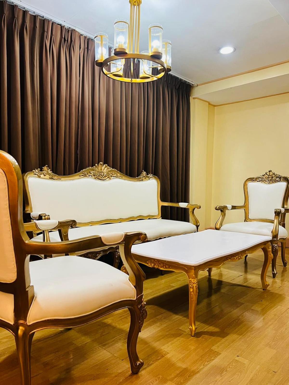 Arzo Hotel Маніла Екстер'єр фото