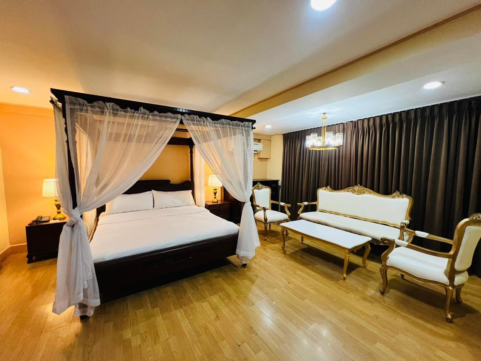 Arzo Hotel Маніла Екстер'єр фото