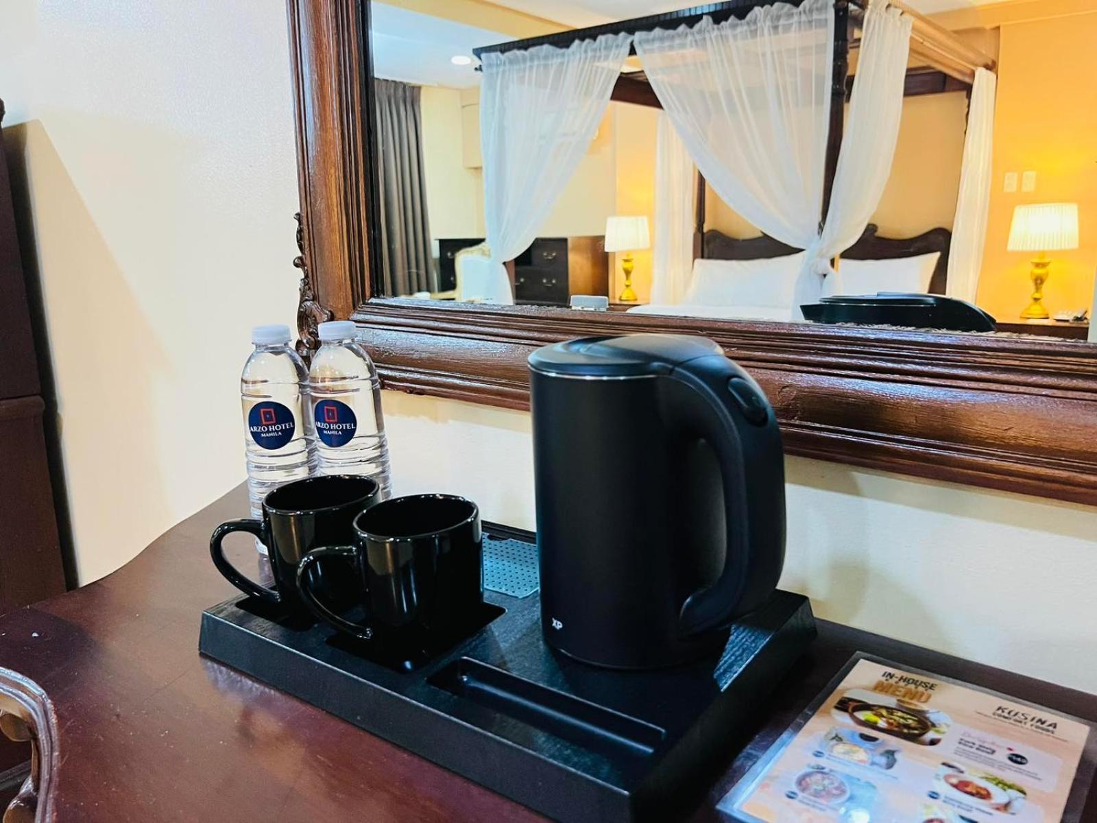 Arzo Hotel Маніла Екстер'єр фото